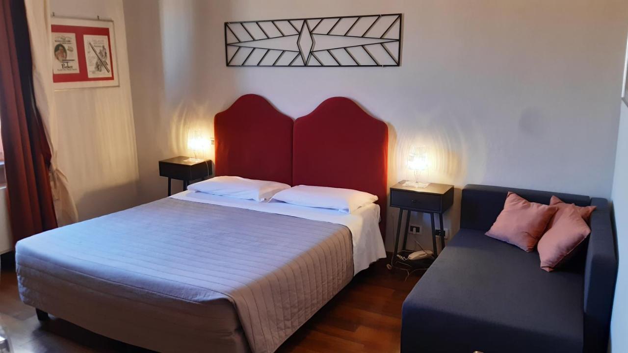 Albergo Moderno 루카 외부 사진