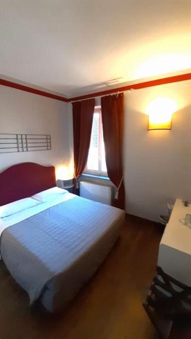 Albergo Moderno 루카 외부 사진